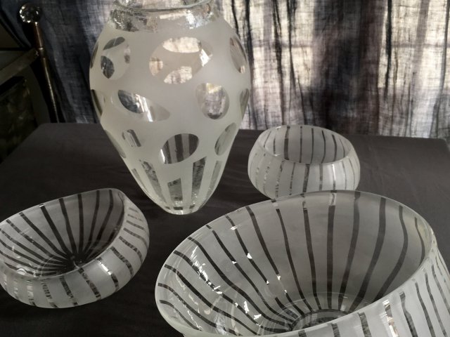 Coupes Vague et Vase transparent